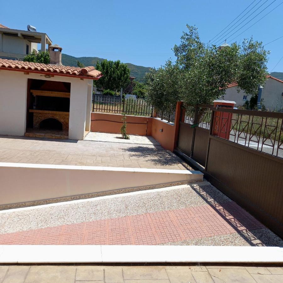 Ταξιδιώτες Travellers Apartment Мегалополис Екстериор снимка